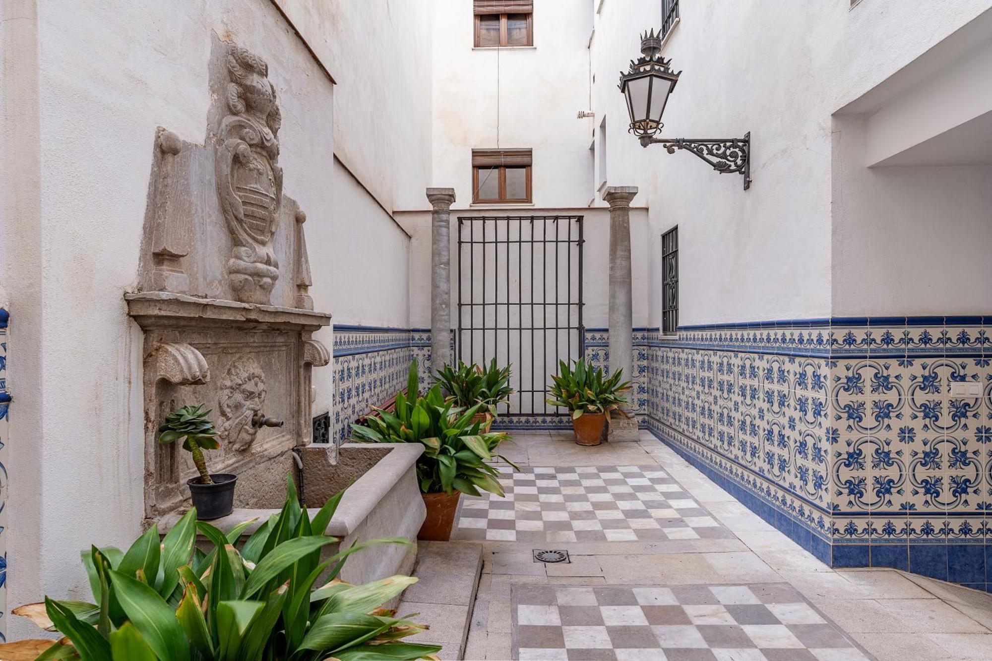 Luxury Suite Ancha De La Virgen Granada Exterior foto